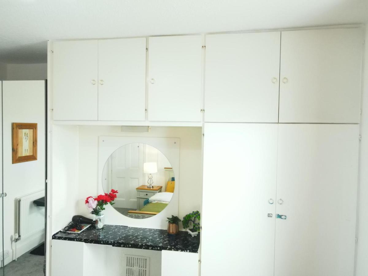 Stylish 2 Bed 5 Sleep Free Wifi & P *